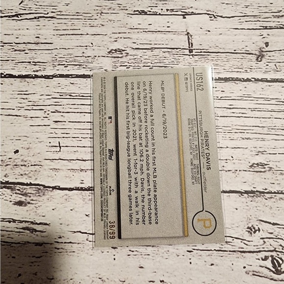 2024 Topps Update Henry Davis Rookie Debut Vintage Stock Parallel SP /99 Pirates - Picture 2 of 3